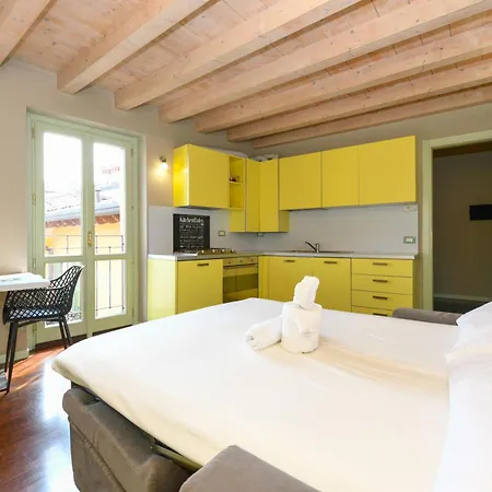 Magic With View On Garda In The Center Of Desenzano *